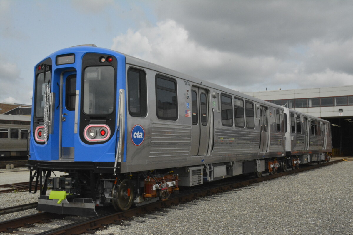 Exterior of CTA's 7000-series rail cars