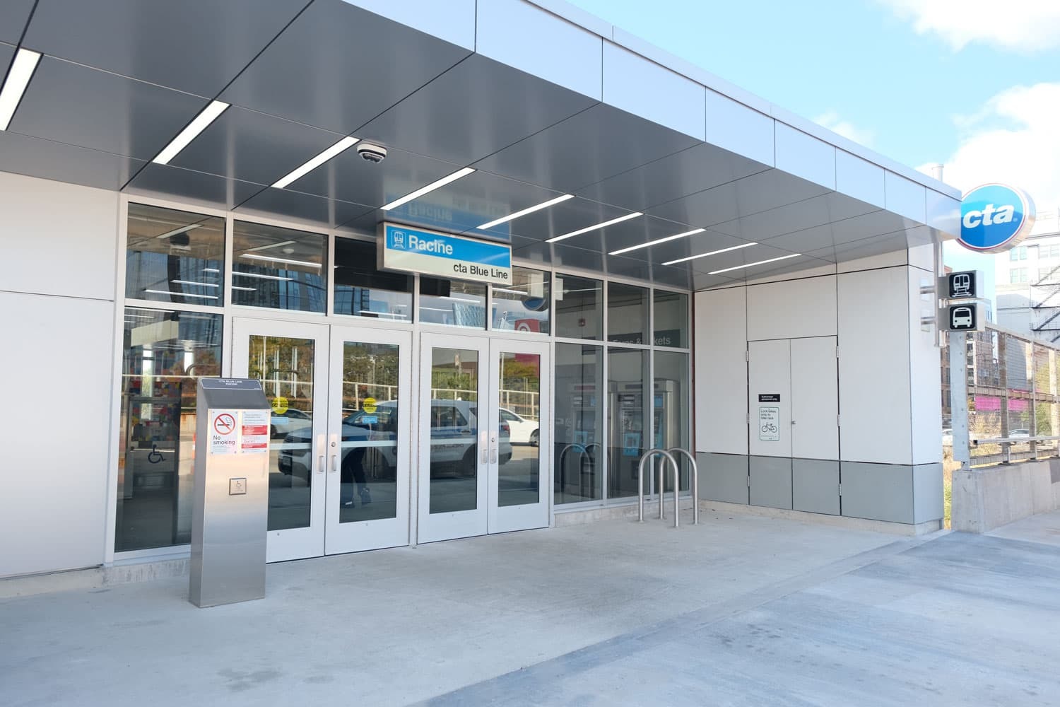 Racine station entrance